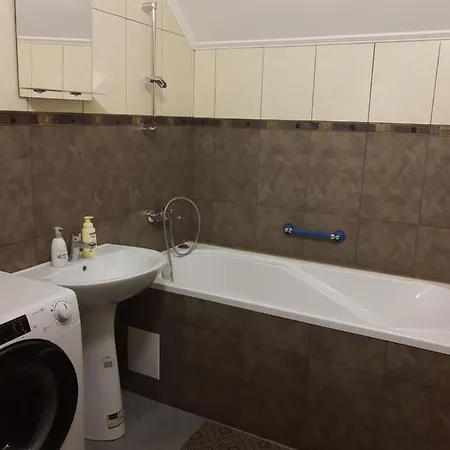 M * Микуличин