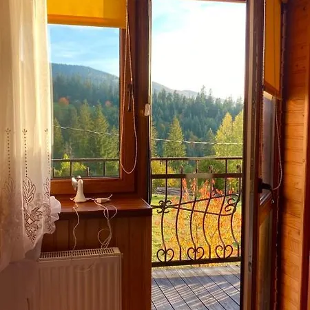 M Микуличин